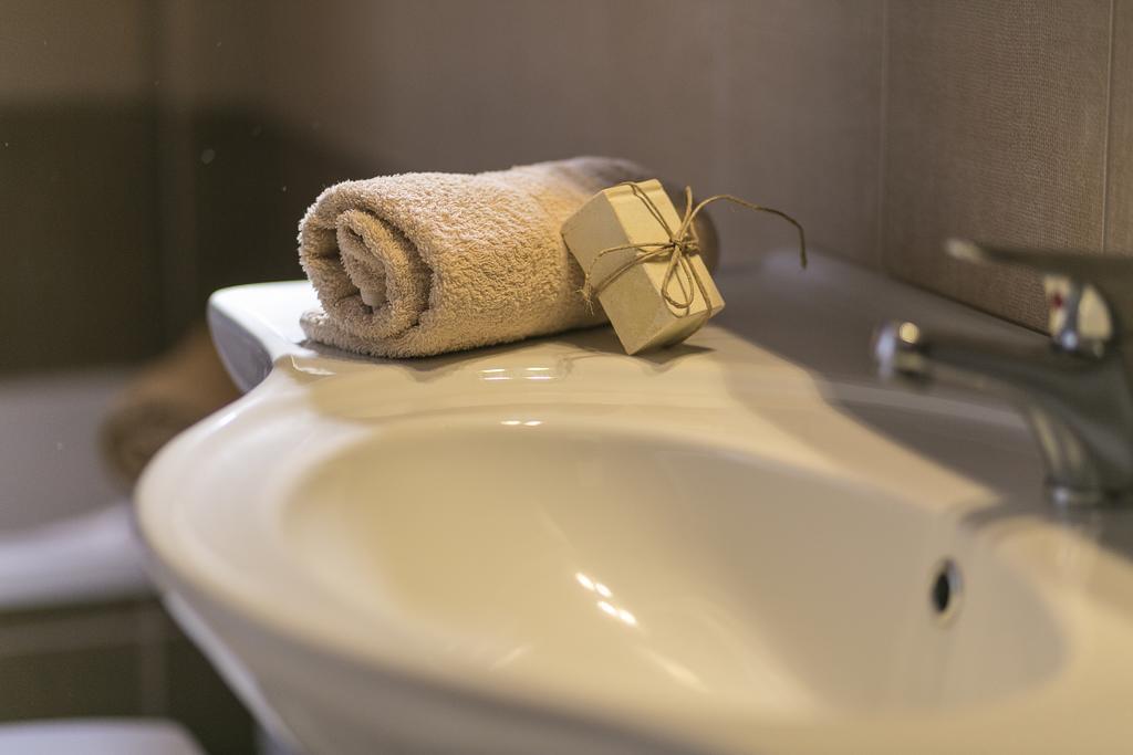 Velia Boutique Apartments オウランオウポリ エクステリア 写真