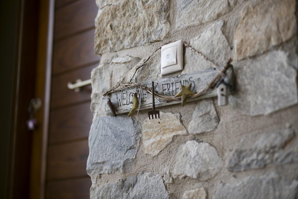 Velia Boutique Apartments オウランオウポリ エクステリア 写真