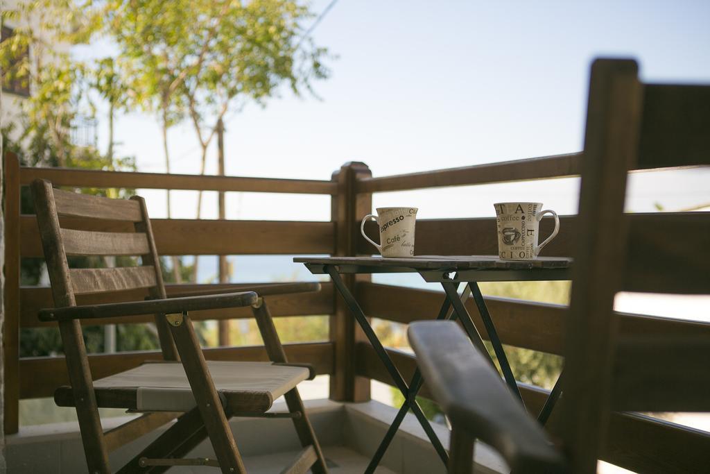 Velia Boutique Apartments オウランオウポリ エクステリア 写真