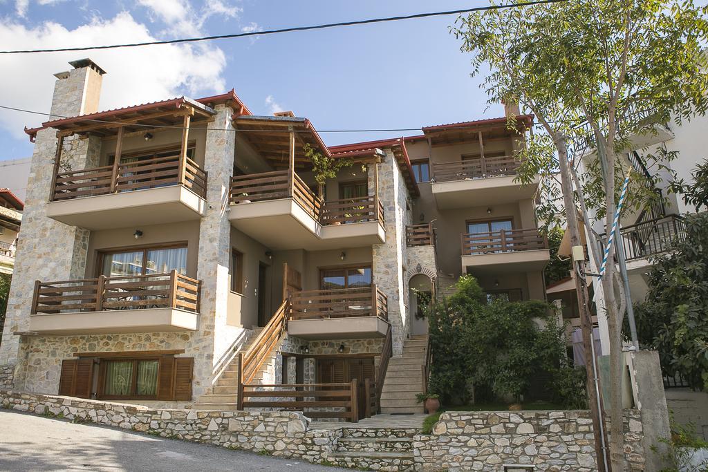 Velia Boutique Apartments オウランオウポリ エクステリア 写真