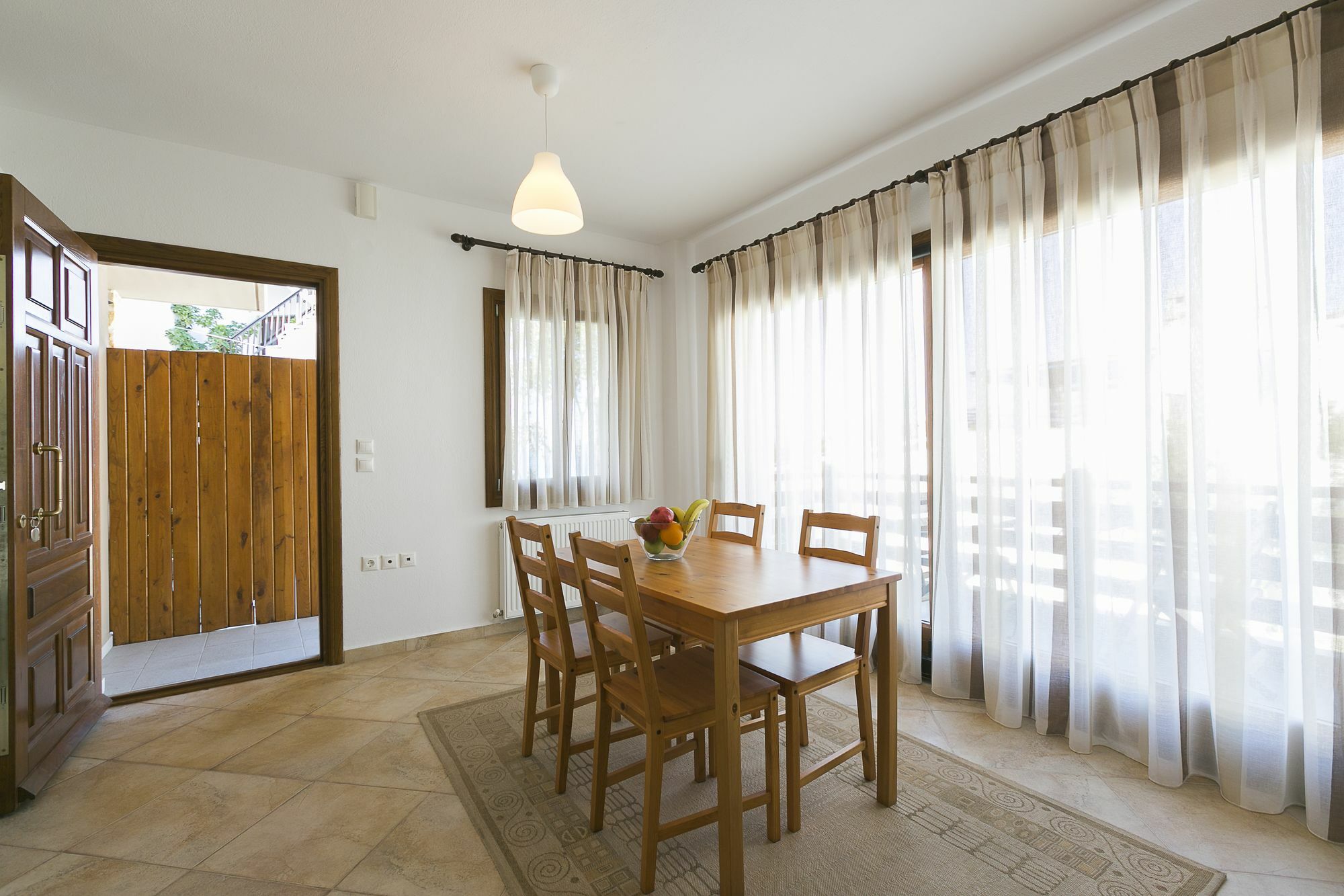 Velia Boutique Apartments オウランオウポリ エクステリア 写真